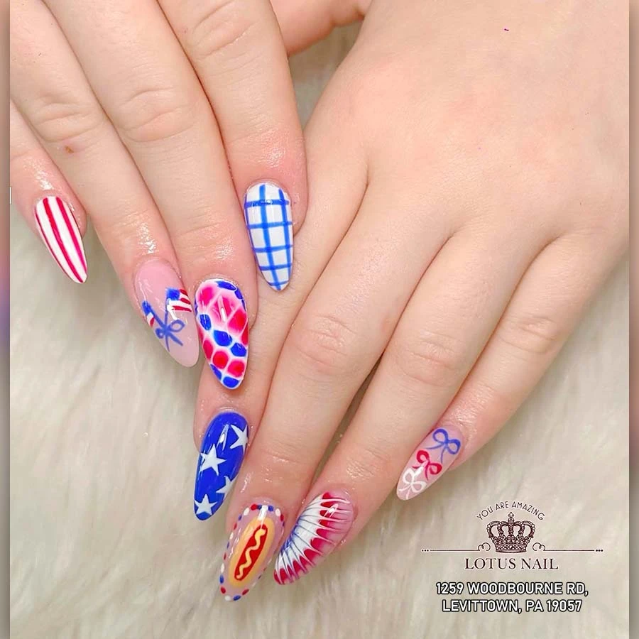Lotus nails